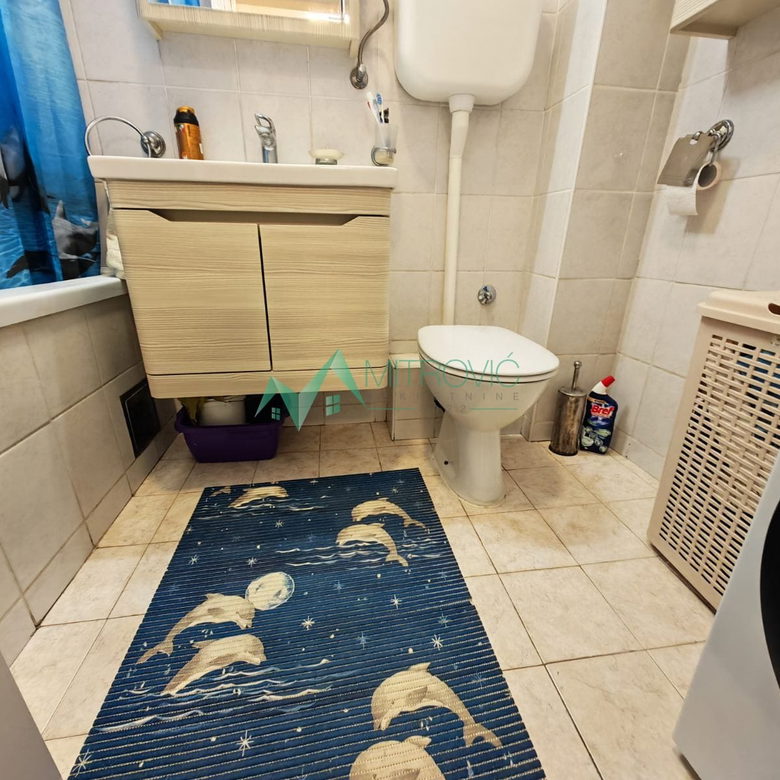 Stan Prodaja Novi Sad  54 m2