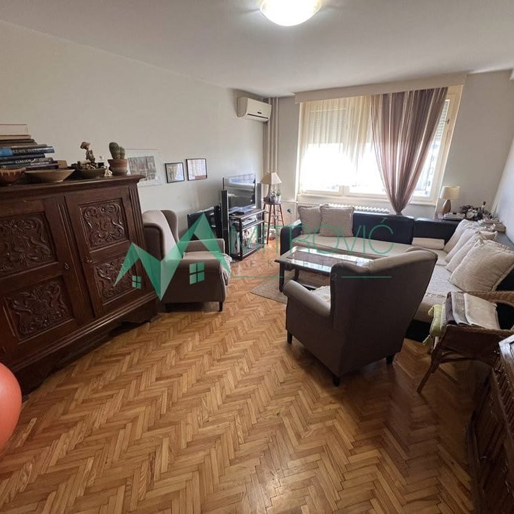 Stan Prodaja Novi Sad  54 m2