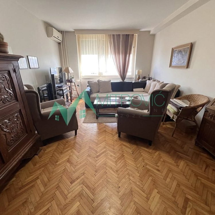 Stan Prodaja Novi Sad  54 m2