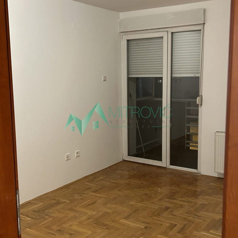 Stan Prodaja Novi Sad  54 m2