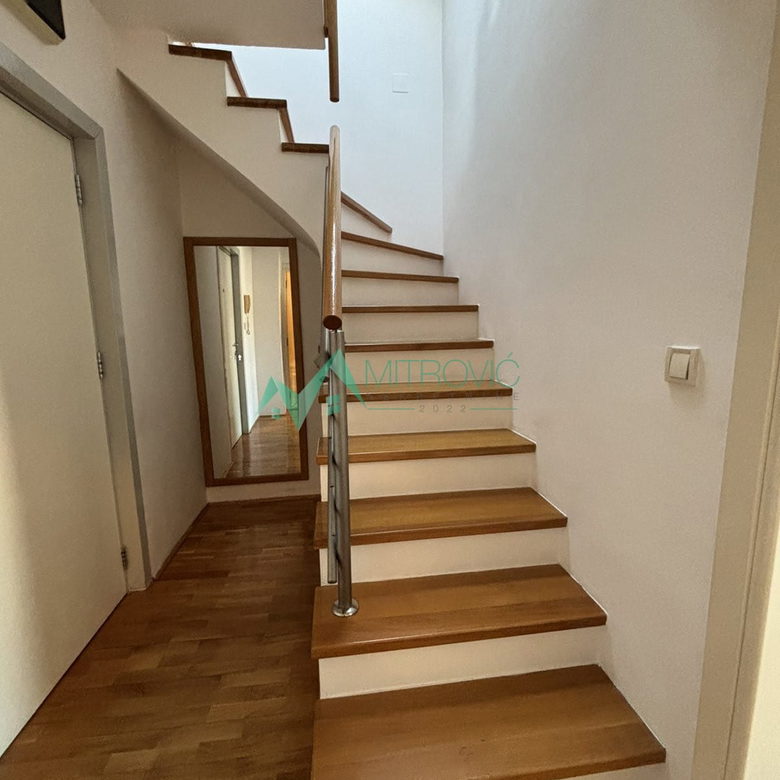 Stan Prodaja Novi Sad  54 m2