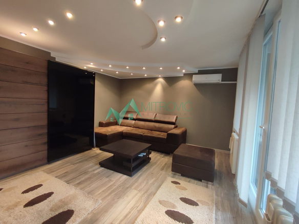 Stan Prodaja Novi Sad  52 m2
