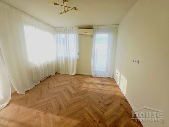Stan Prodaja Novi Sad  49 m2