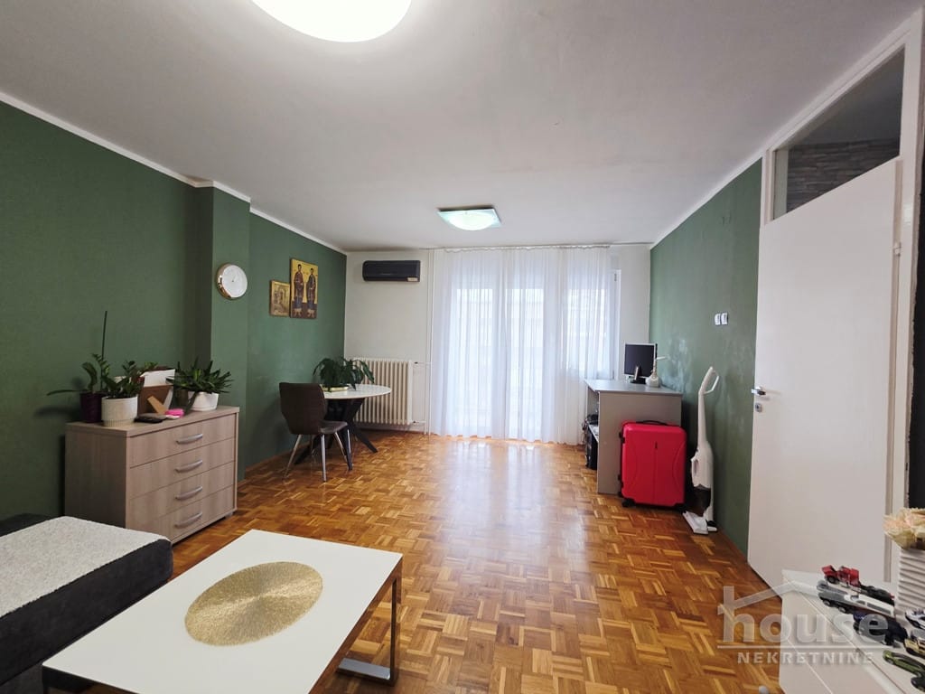 Stan Prodaja Novi Sad  55 m2