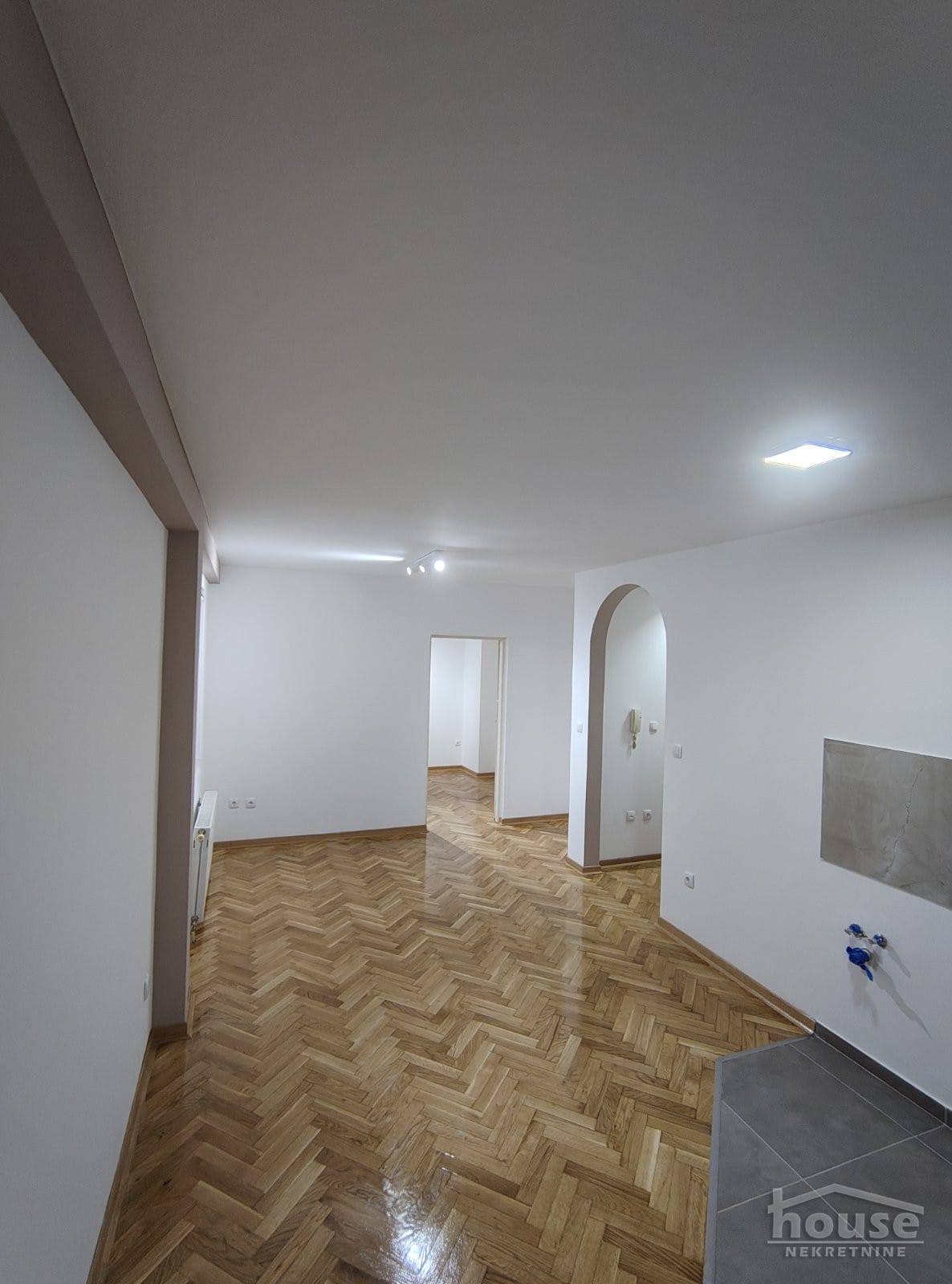 Stan Prodaja Novi Sad  40 m2