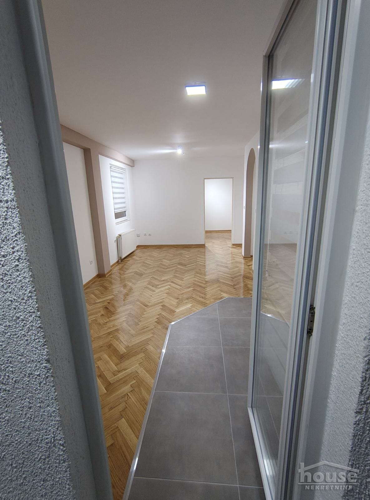 Stan Prodaja Novi Sad  40 m2