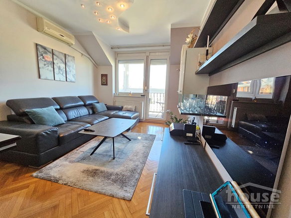 Stan Prodaja Novi Sad  80 m2