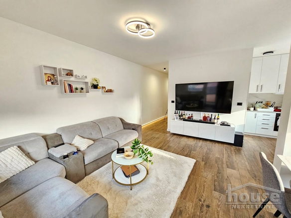 Stan Prodaja Novi Sad  87 m2