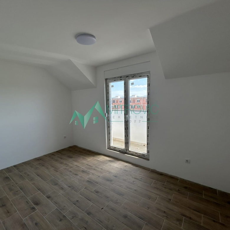 Stan Prodaja Novi Sad  82 m2