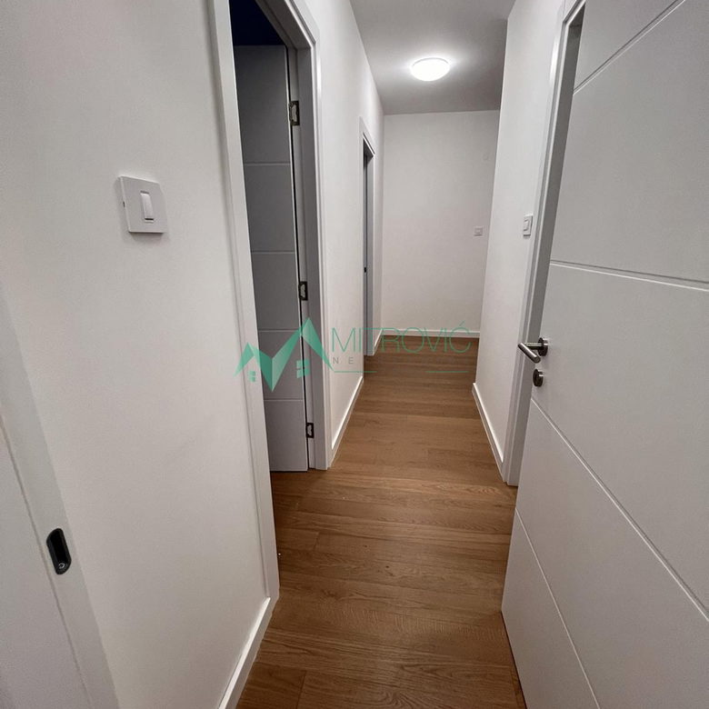 Stan Prodaja Novi Sad  123 m2