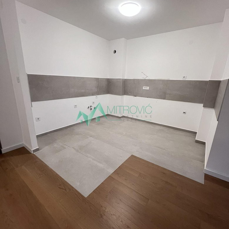 Stan Prodaja Novi Sad  123 m2