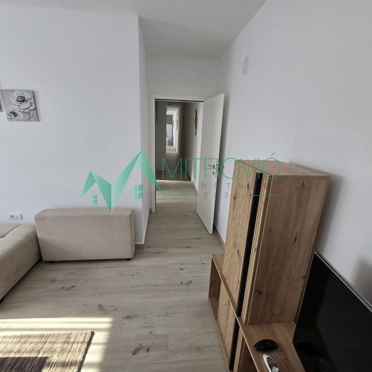 Stan Prodaja Novi Sad  88 m2