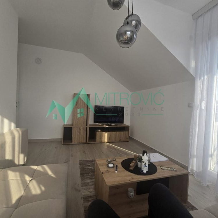 Stan Prodaja Novi Sad  88 m2
