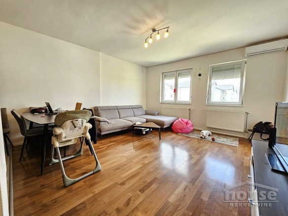 Stan Prodaja Novi Sad  75 m2
