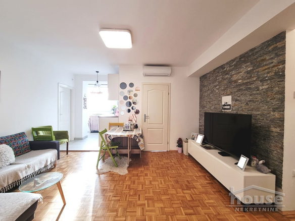 Stan Prodaja Novi Sad  53 m2