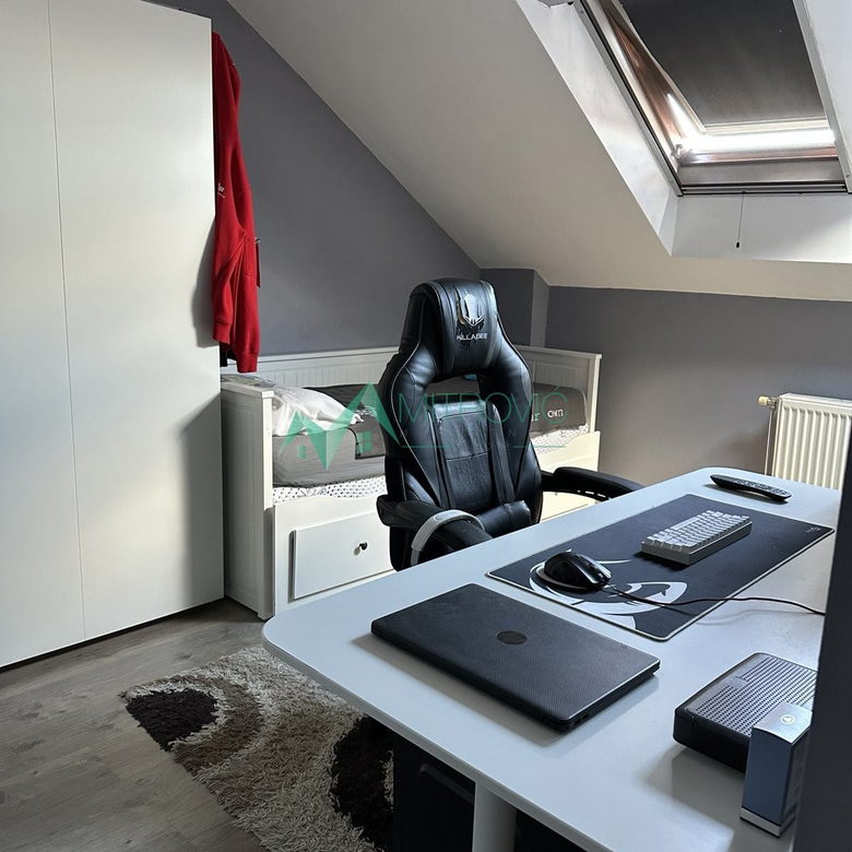 Stan Prodaja Novi Sad  81 m2