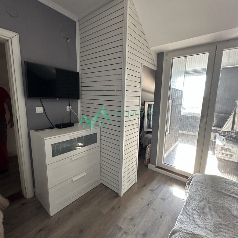 Stan Prodaja Novi Sad  81 m2