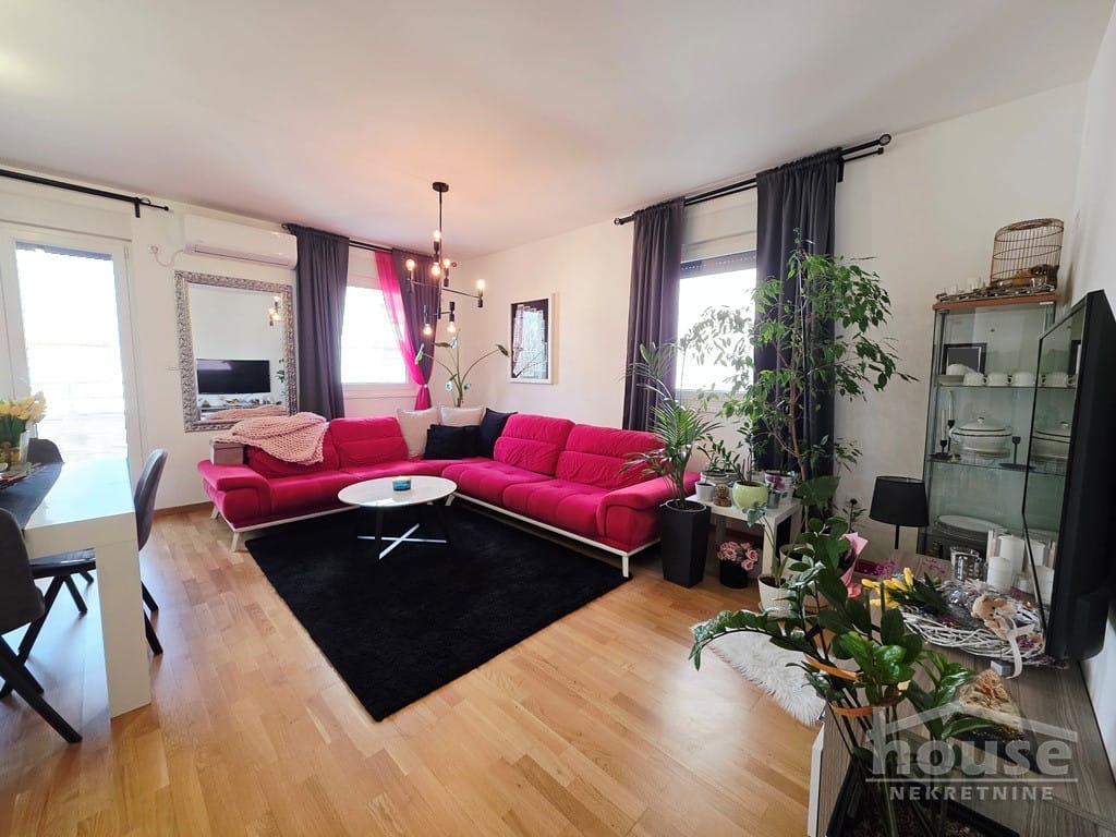 Stan Prodaja Novi Sad  72 m2