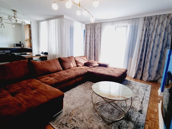 Stan Prodaja Novi Sad  96 m2