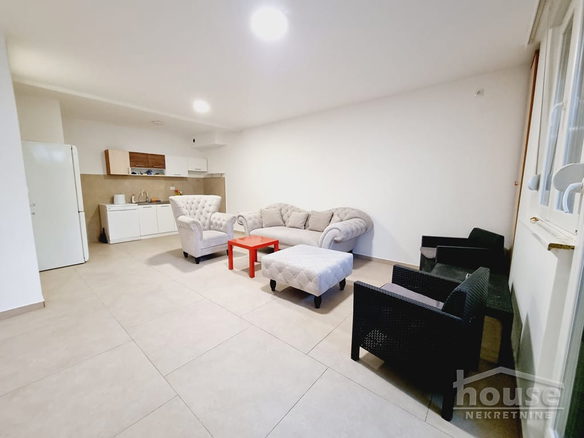 Stan Prodaja Novi Sad  70 m2