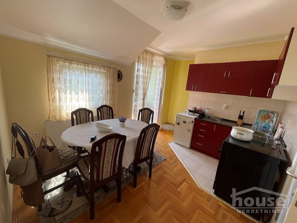 Stan Prodaja Novi Sad  64 m2