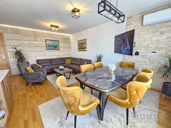 Stan Prodaja Novi Sad  75 m2