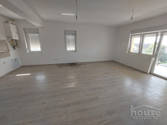 Stan Prodaja Novi Sad  83 m2