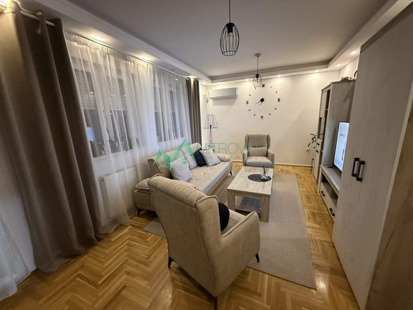 Stan Prodaja Novi Sad  61 m2