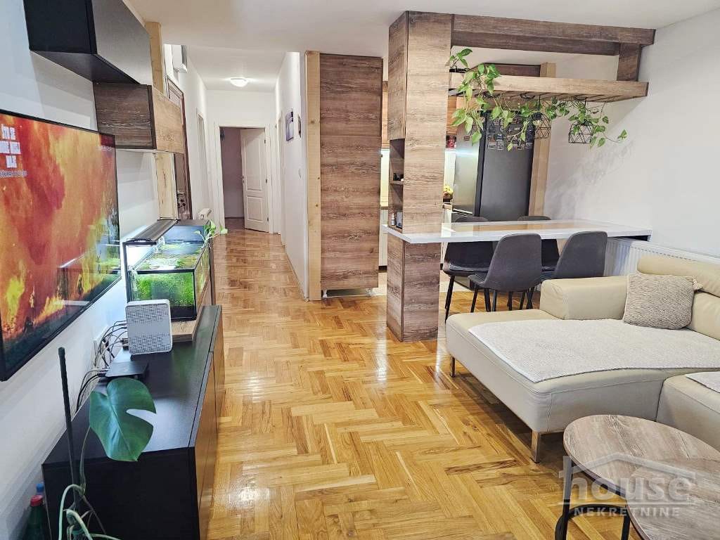 Stan Prodaja Novi Sad  69 m2