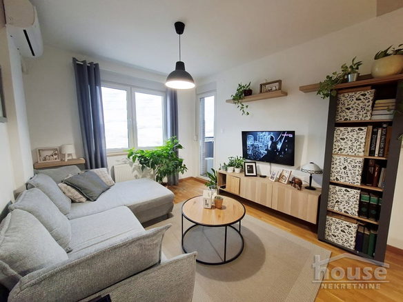 Stan Prodaja Novi Sad  60 m2