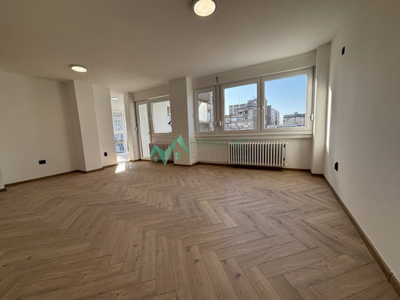 Stan Prodaja Novi Sad  73 m2