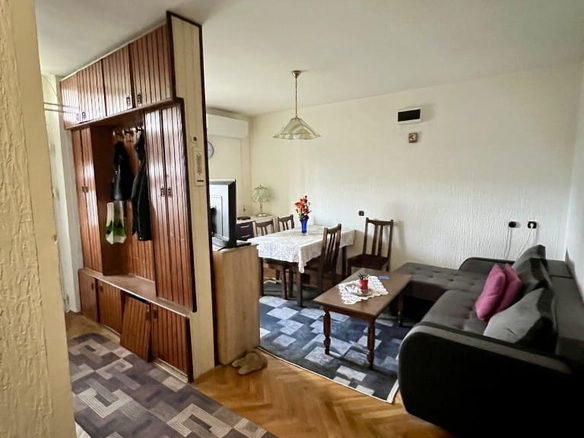 Stan Prodaja Novi Sad  58 m2