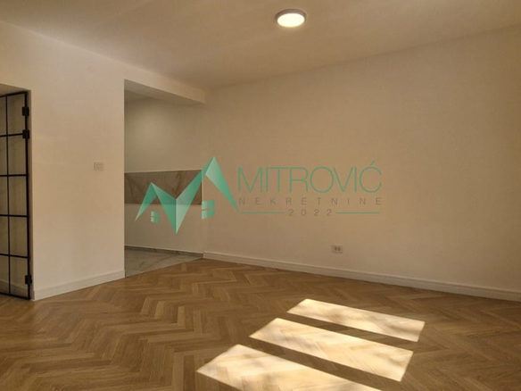 Stan Prodaja Novi Sad  85 m2