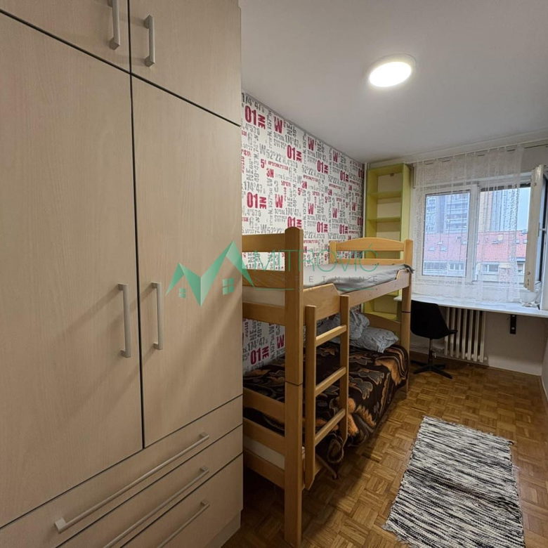 Stan Prodaja Novi Sad  74 m2