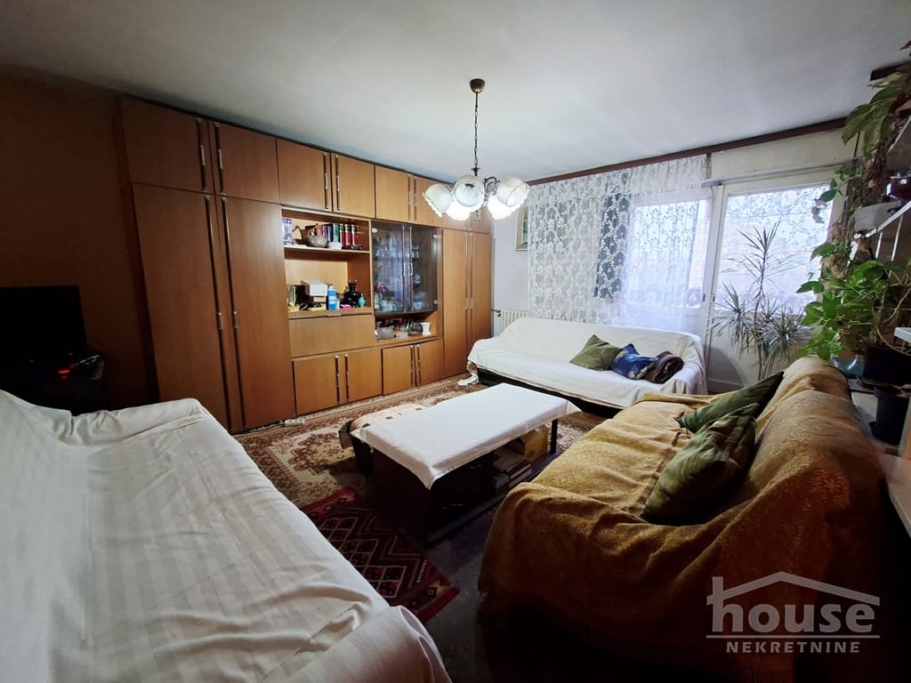 Stan Prodaja Novi Sad  80 m2