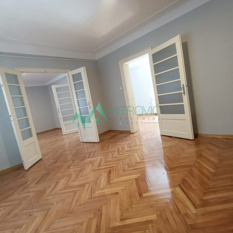 Stan Prodaja Novi Sad  84 m2