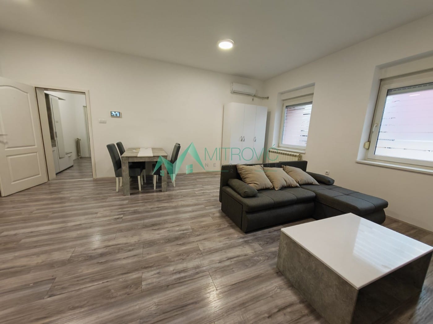 Stan Prodaja Novi Sad  71 m2