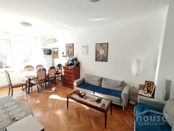 Stan Prodaja Novi Sad  77 m2