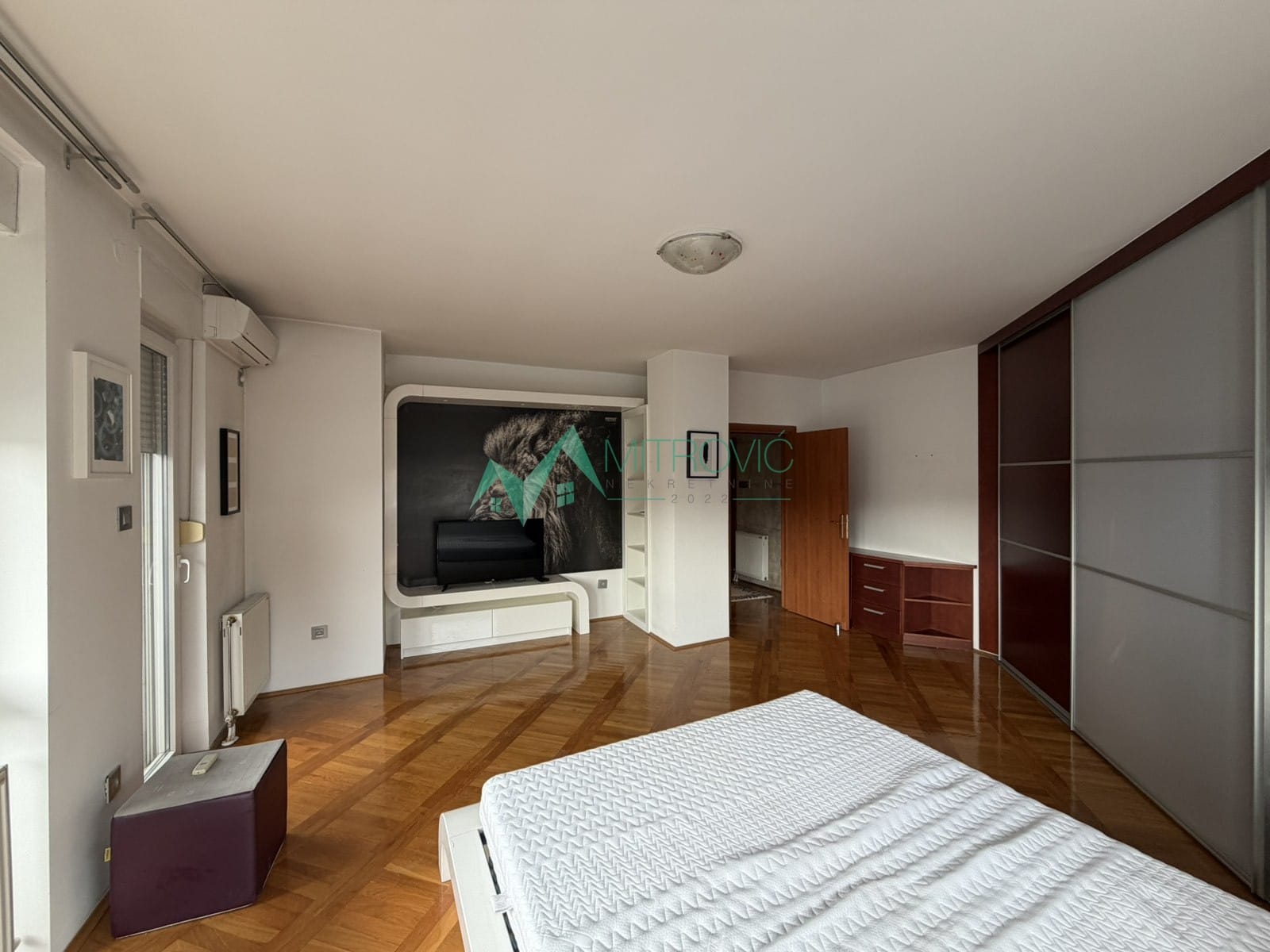 Stan Prodaja Novi Sad  161 m2