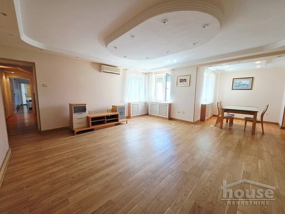 Stan Prodaja Novi Sad  145 m2
