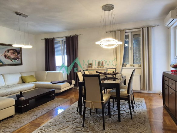 Stan Prodaja Novi Sad  120 m2
