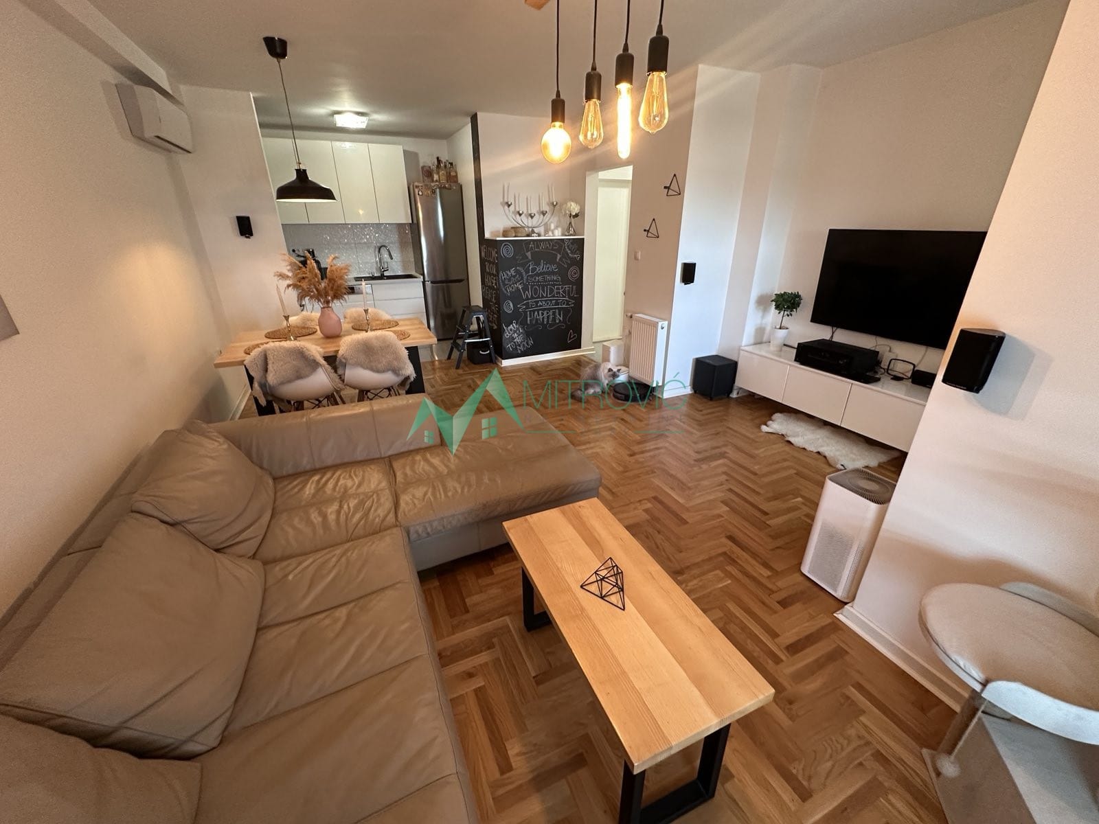 Stan Prodaja Novi Sad  94 m2