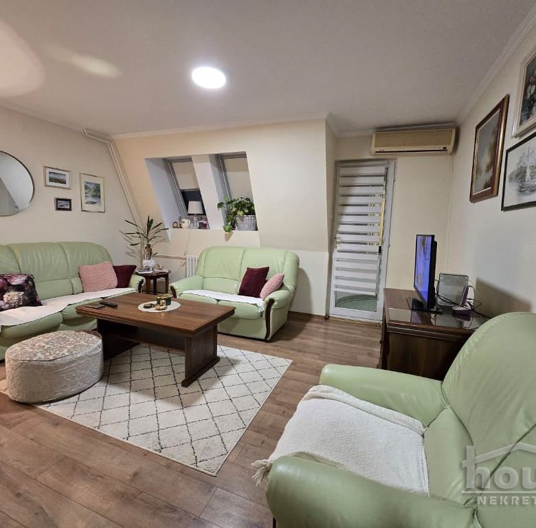Četvorosoban stan na prodaju, Centar, Novi Sad, 88m², 184.000 €
