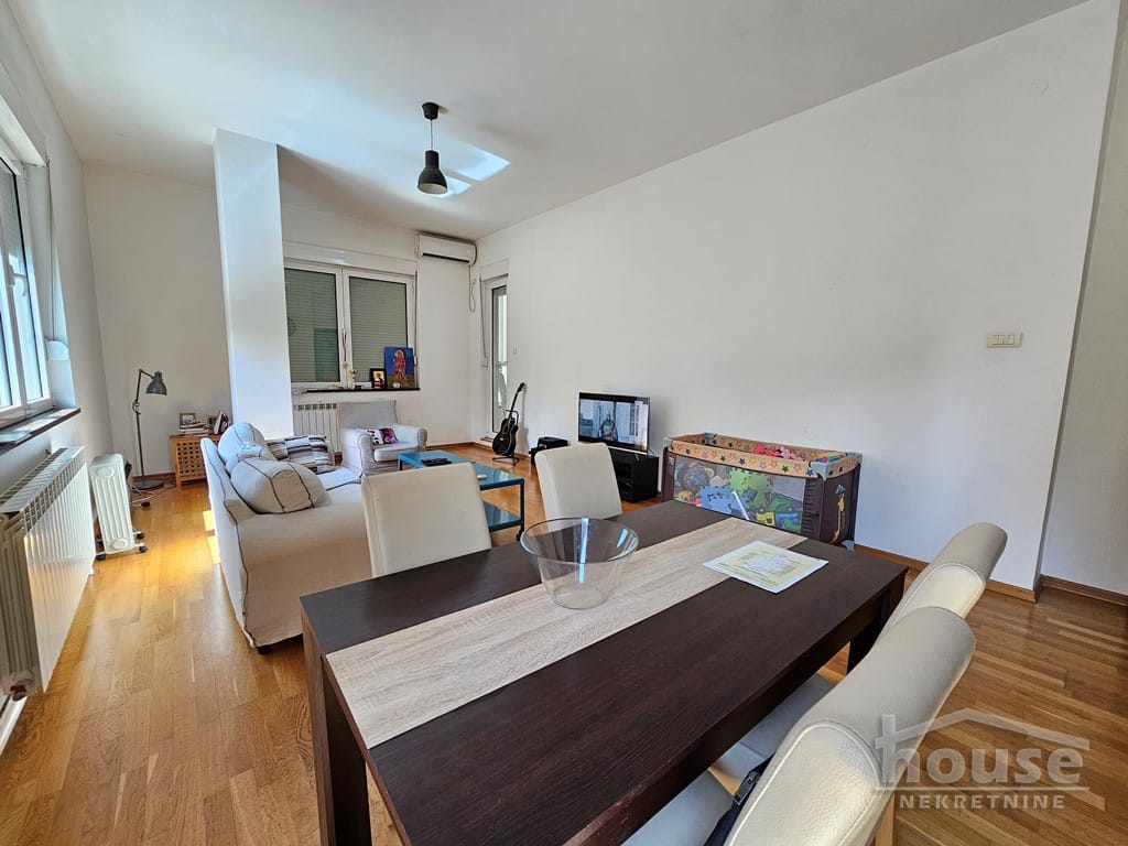 Stan Prodaja Novi Sad  110 m2
