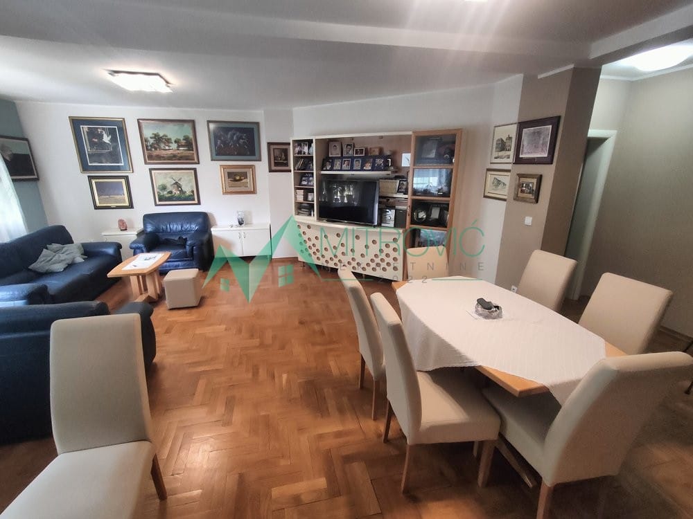 Stan Prodaja Novi Sad  112 m2