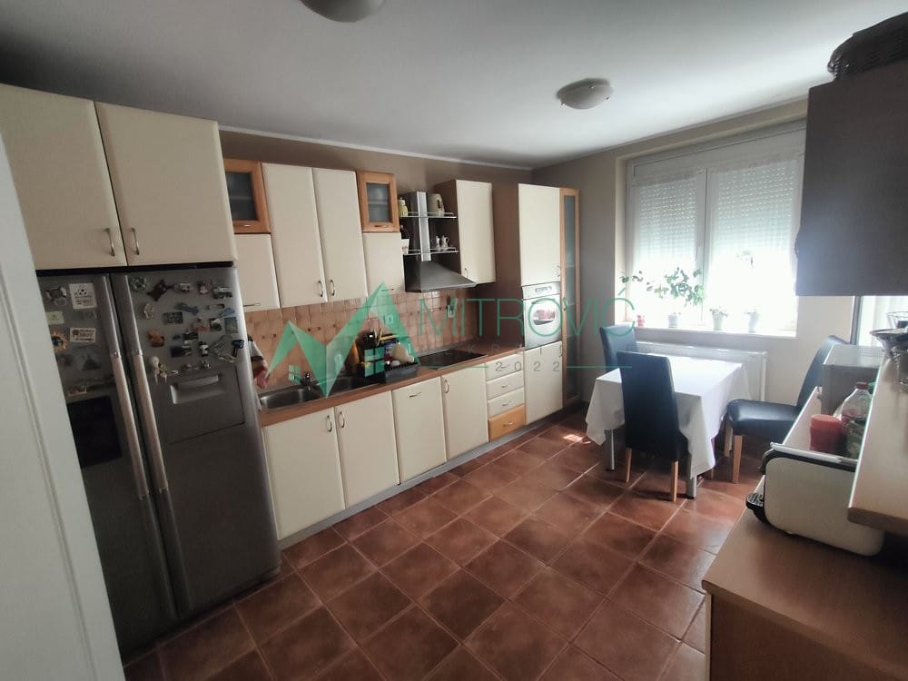 Stan Prodaja Novi Sad  112 m2