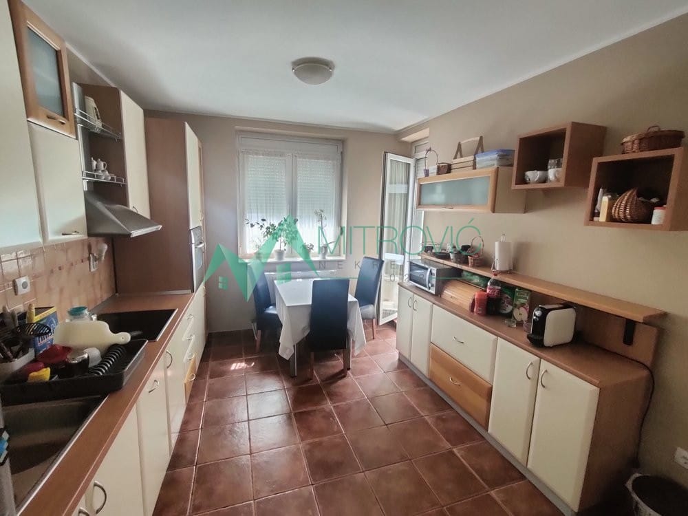 Stan Prodaja Novi Sad  112 m2