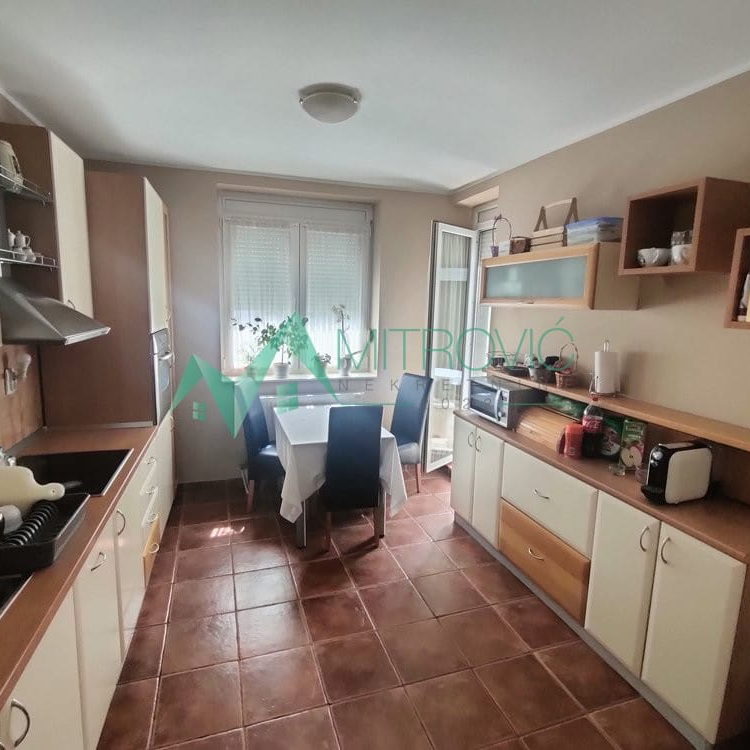 Stan Prodaja Novi Sad  112 m2