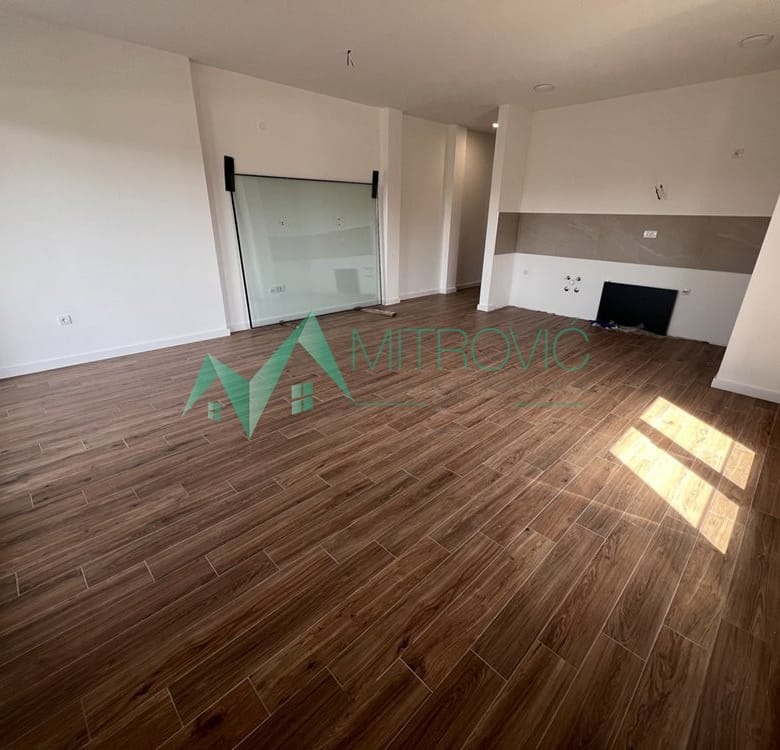 Četvorosoban stan na prodaju, Telep, Novi Sad, 114m², 288.400 €