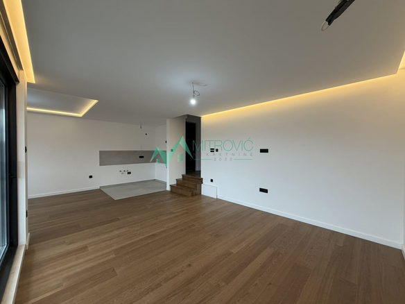 Stan Prodaja Novi Sad  116 m2